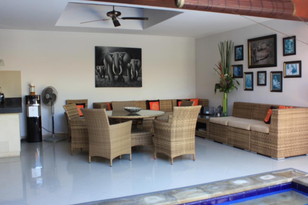Taman Kesari Villas Sanur  Luaran gambar